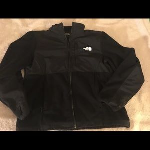 EUC. Black North Face jacket.